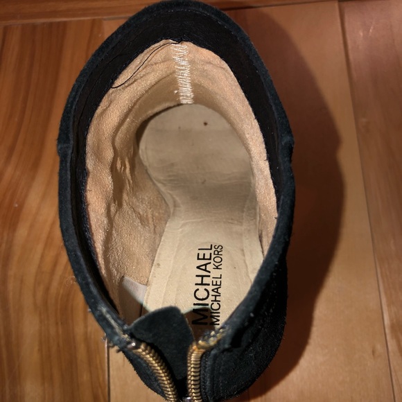 Michael Kors booties - Picture 3 of 3